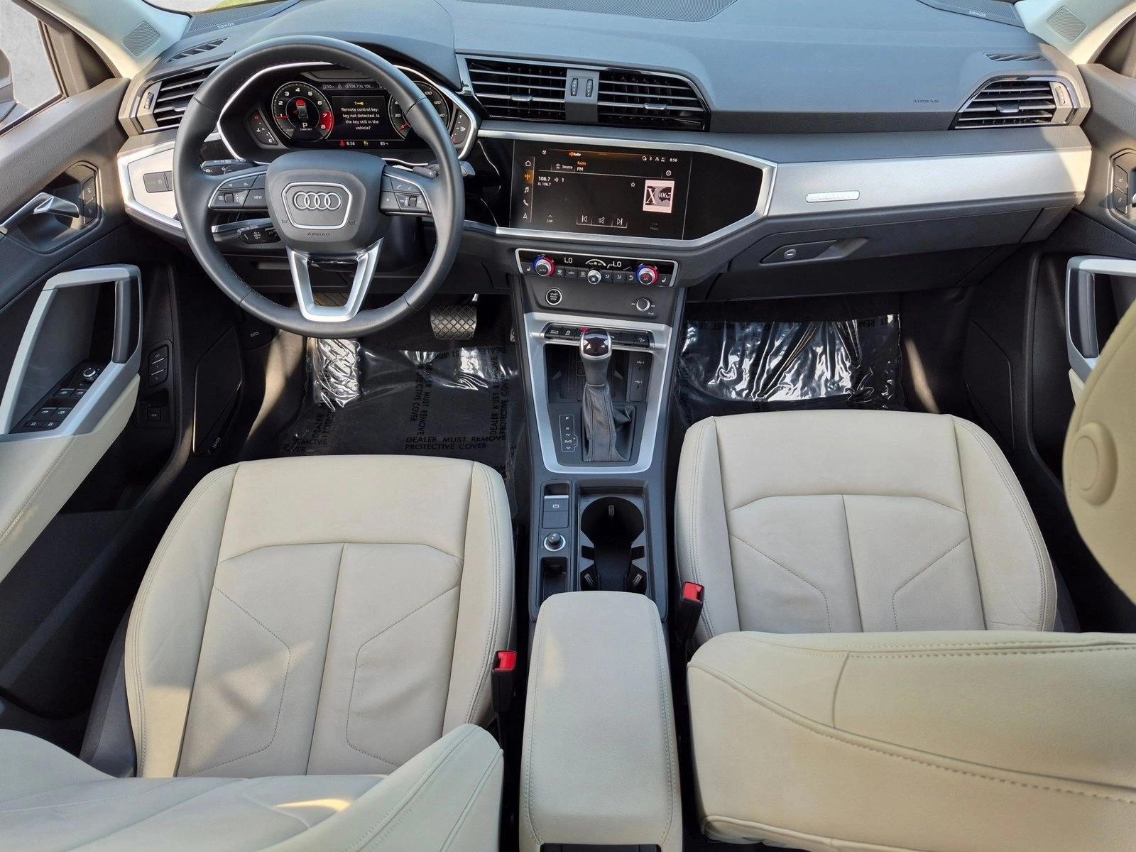 Thumbnail: 2023 Audi Q3 - 3