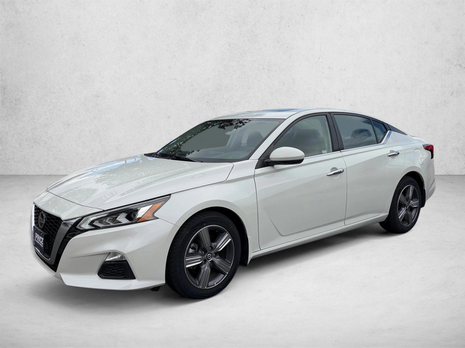 Thumbnail: 2022 Nissan Altima - 1