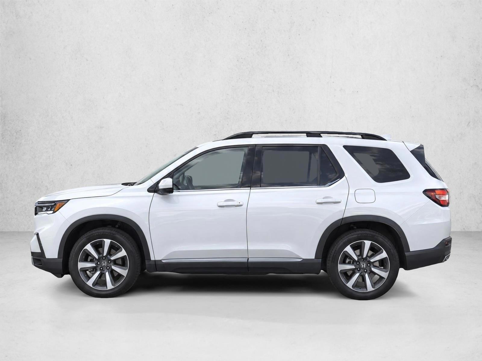 Thumbnail: 2023 Honda Pilot - 2