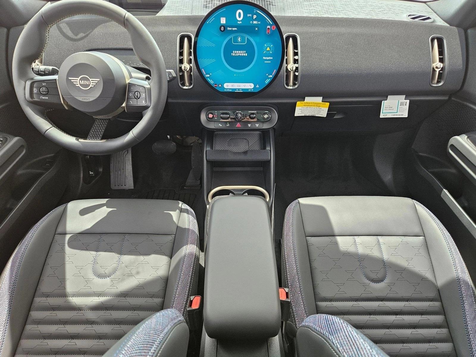 Thumbnail: 2027 MINI Cooper Countryman - 3