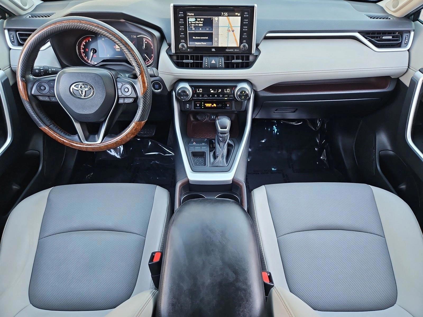Thumbnail: 2019 Toyota RAV4 - 4