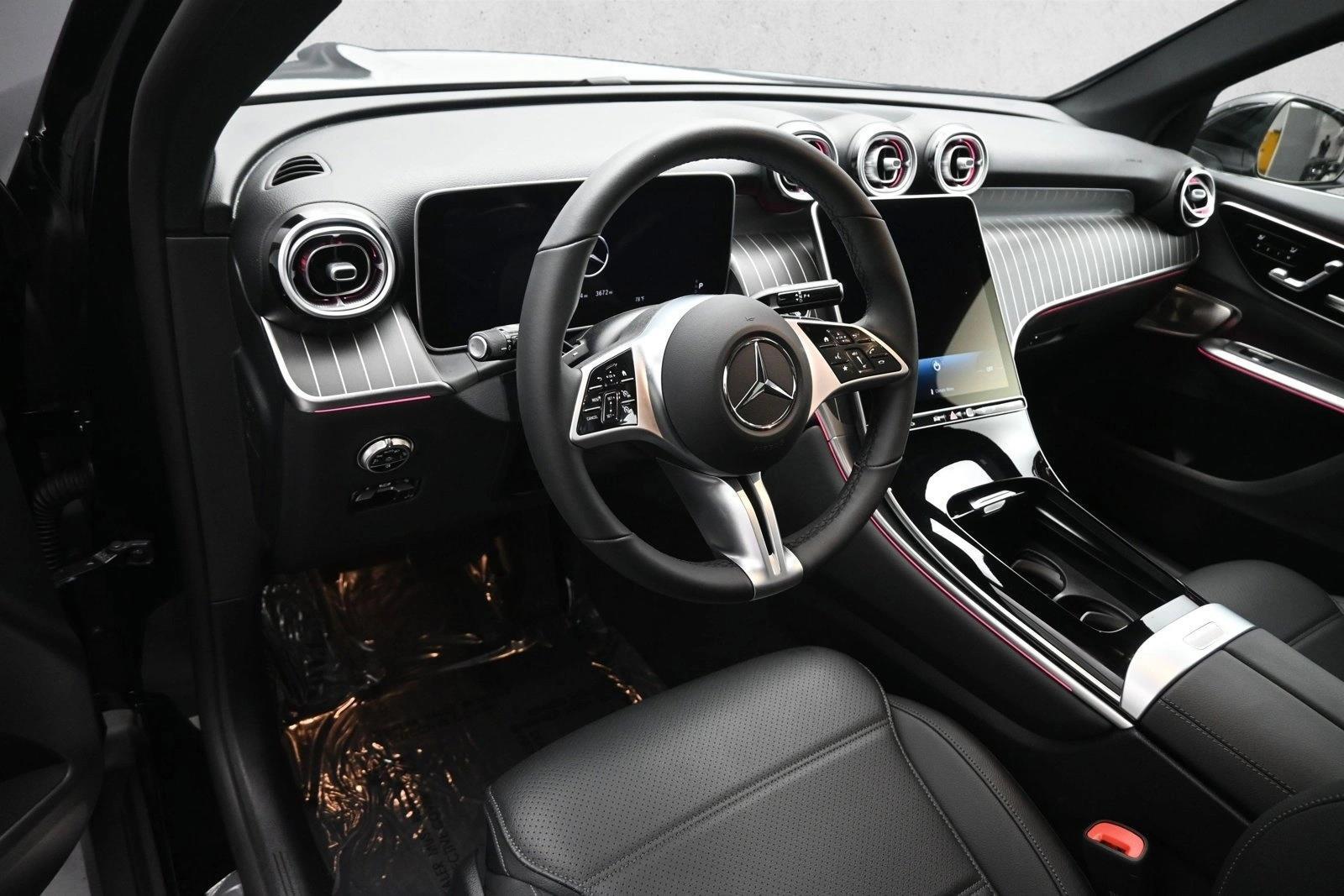 Thumbnail: 2026 Mercedes-Benz GLC - 3