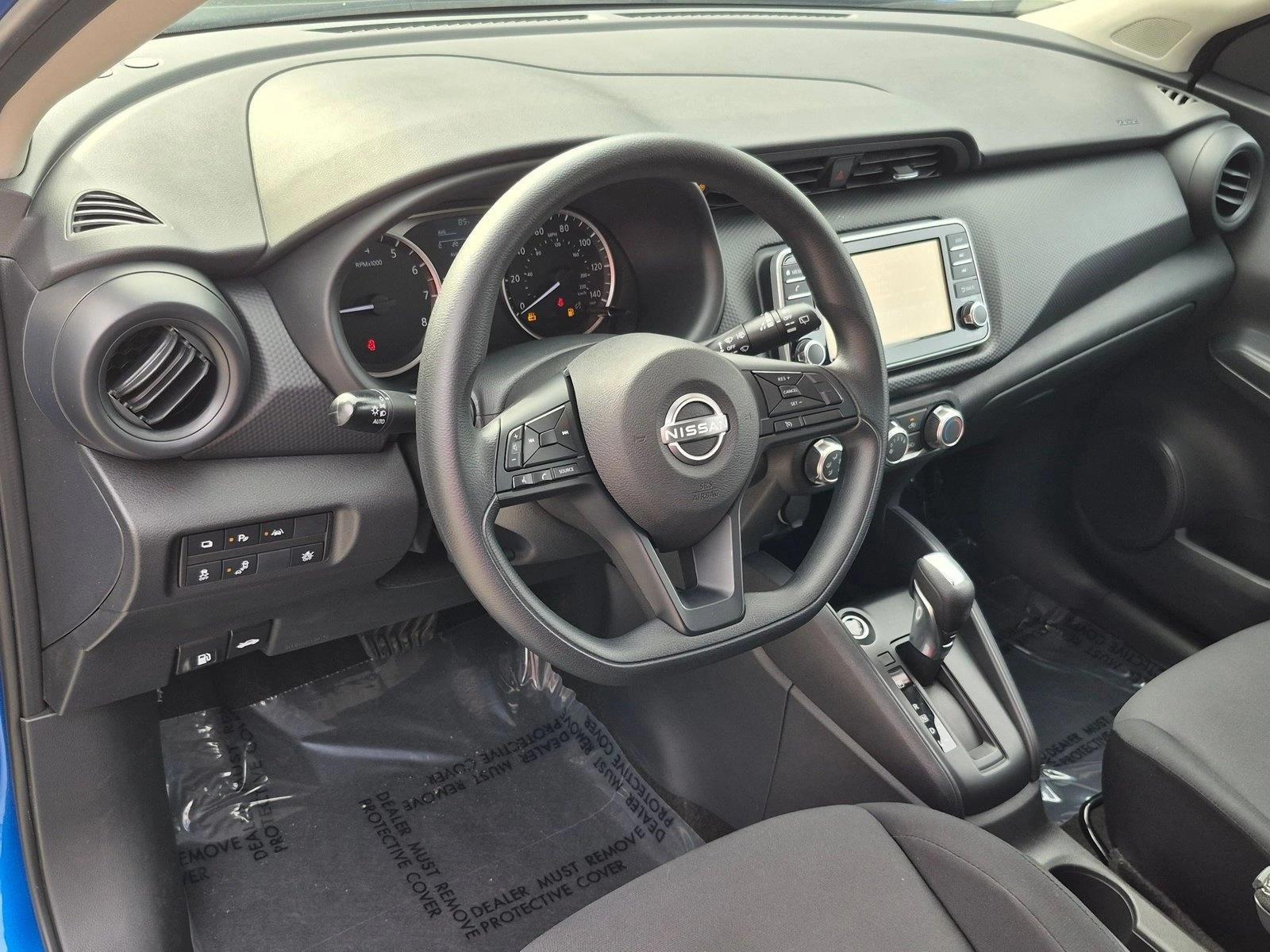 Thumbnail: 2023 Nissan Kicks - 2