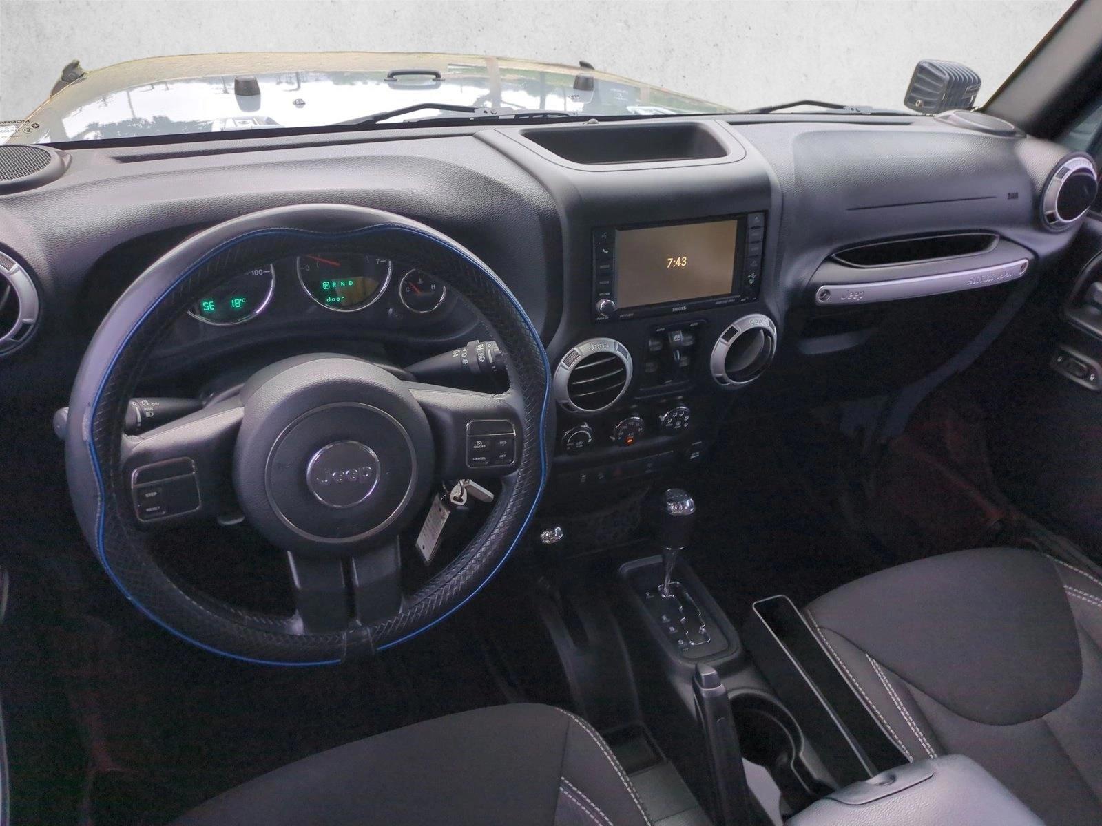 Thumbnail: 2015 Jeep Wrangler - 3