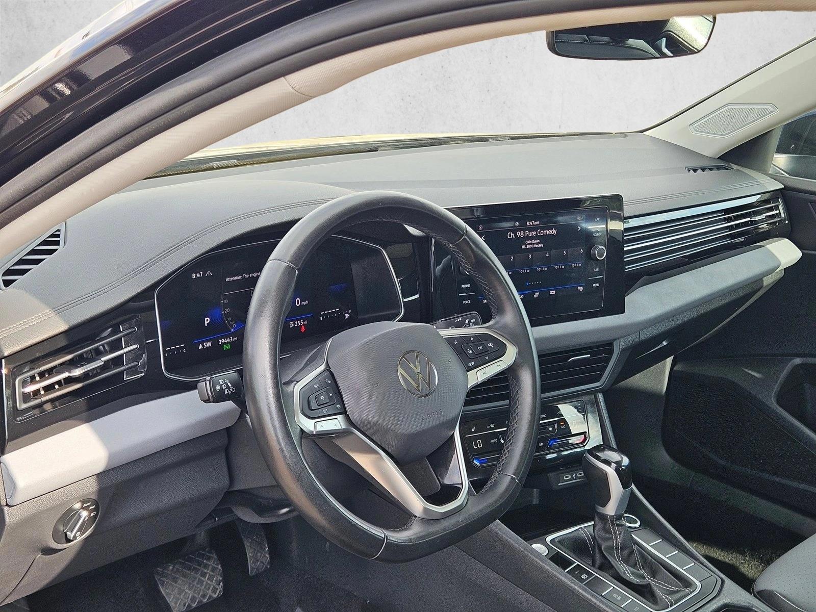 Thumbnail: 2025 Volkswagen Jetta - 3