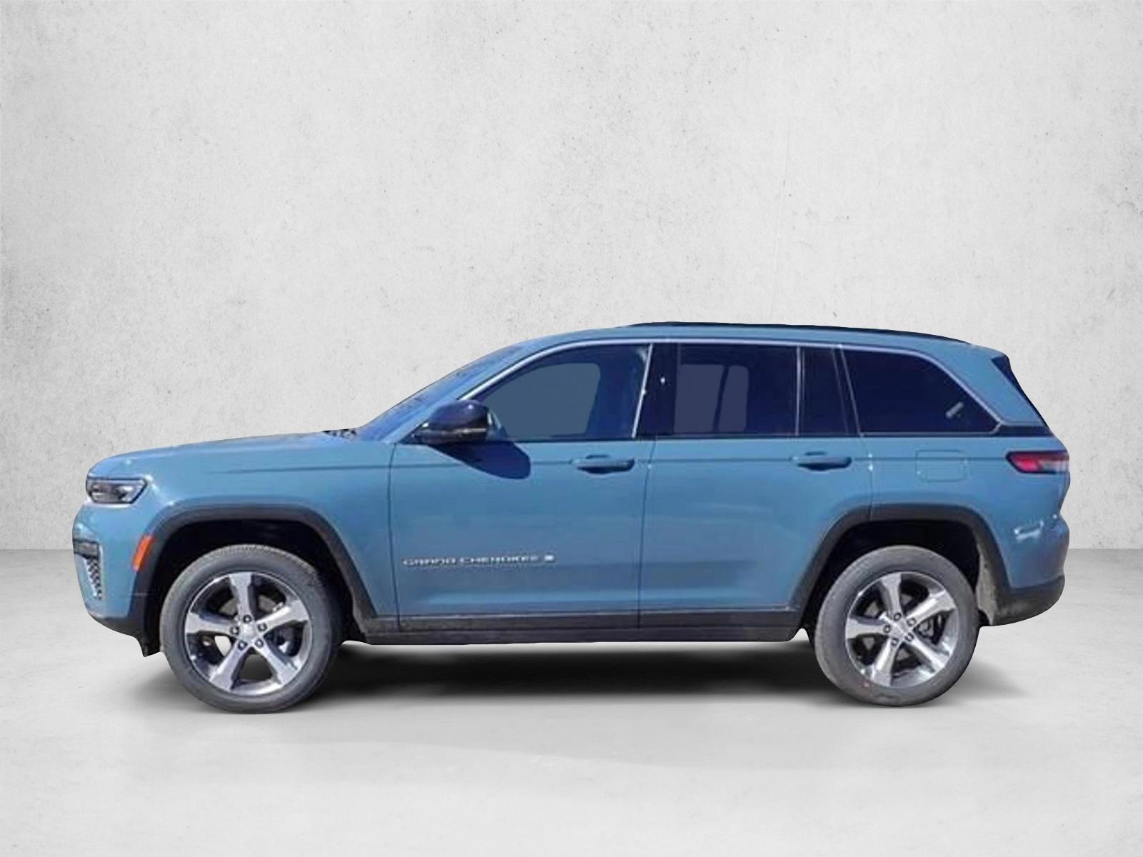 Thumbnail: 2026 Jeep Grand Cherokee - 2