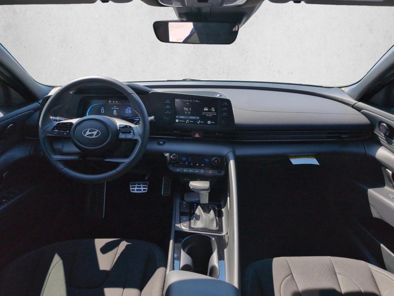 Thumbnail: 2026 Hyundai Elantra - 4