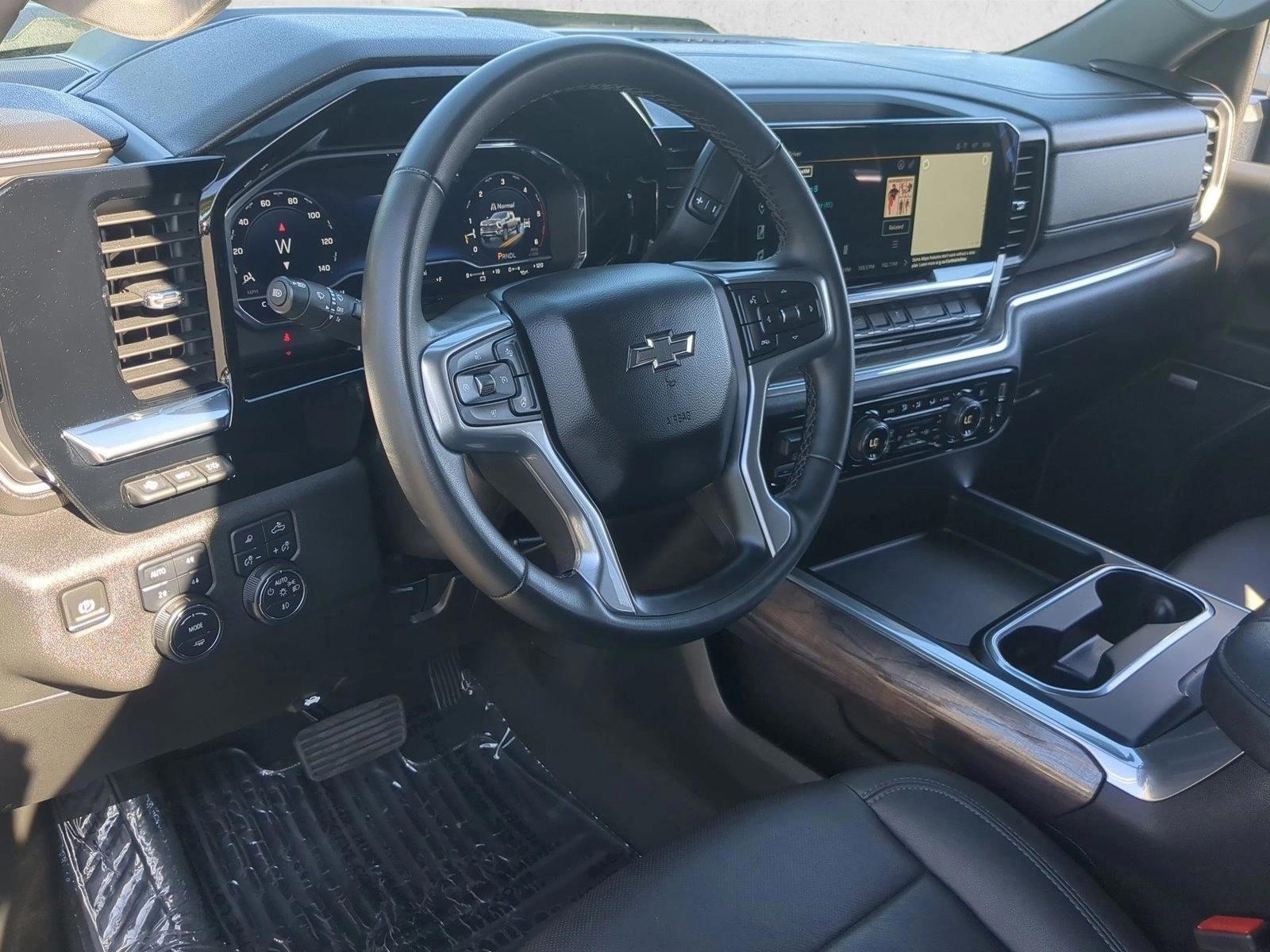 Thumbnail: 2024 Chevrolet Silverado 2500 - 3