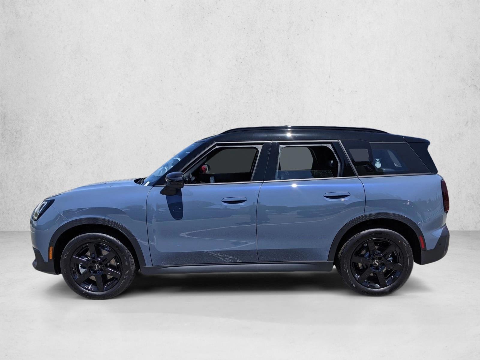 Thumbnail: 2027 MINI Cooper Countryman - 2