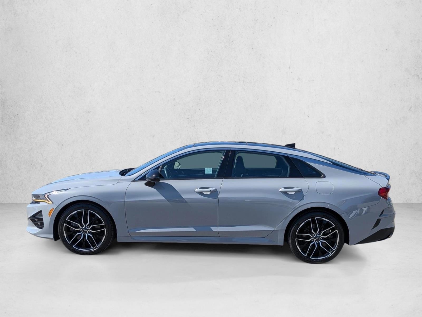 Thumbnail: 2023 Kia K5 - 2