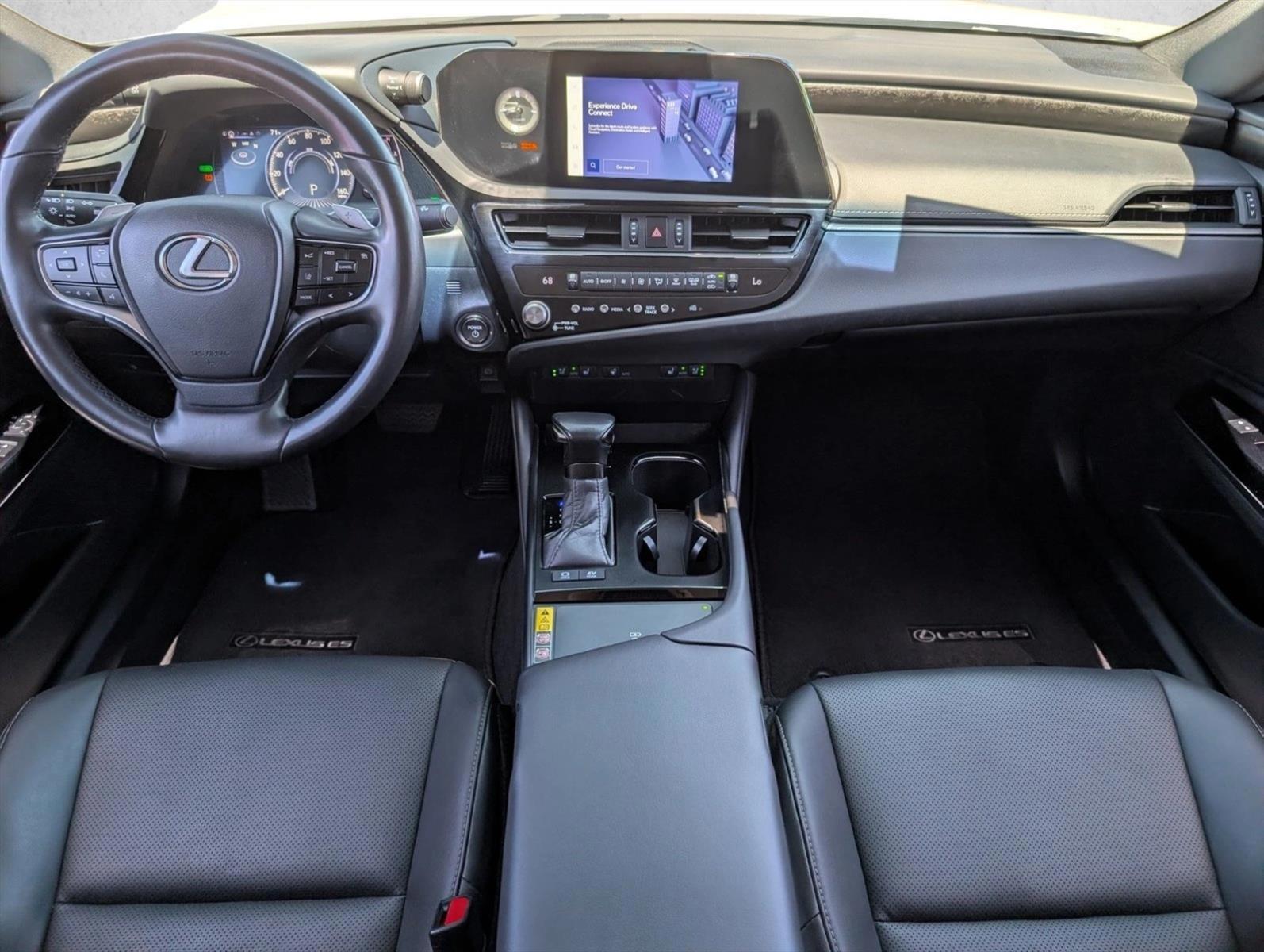 Thumbnail: 2024 Lexus ES - 4
