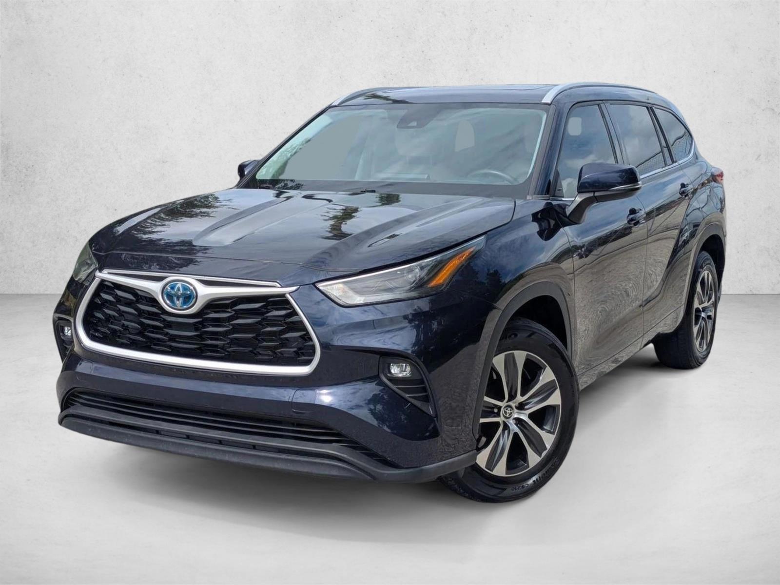 Thumbnail: 2022 Toyota Highlander - 1