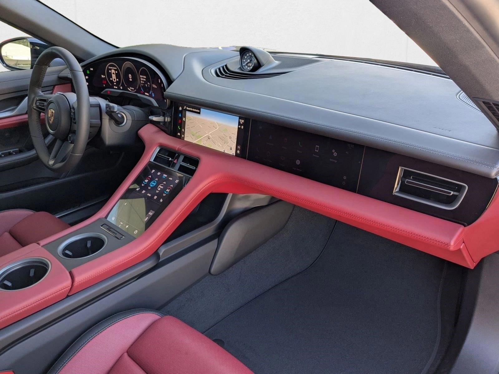 2025 Porsche Taycan Base - Photo 26