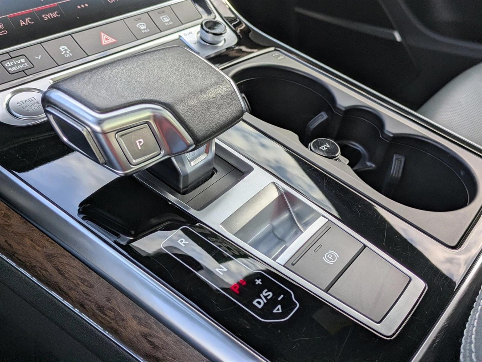 2020 Audi Q8 Premium Plus - Photo 13