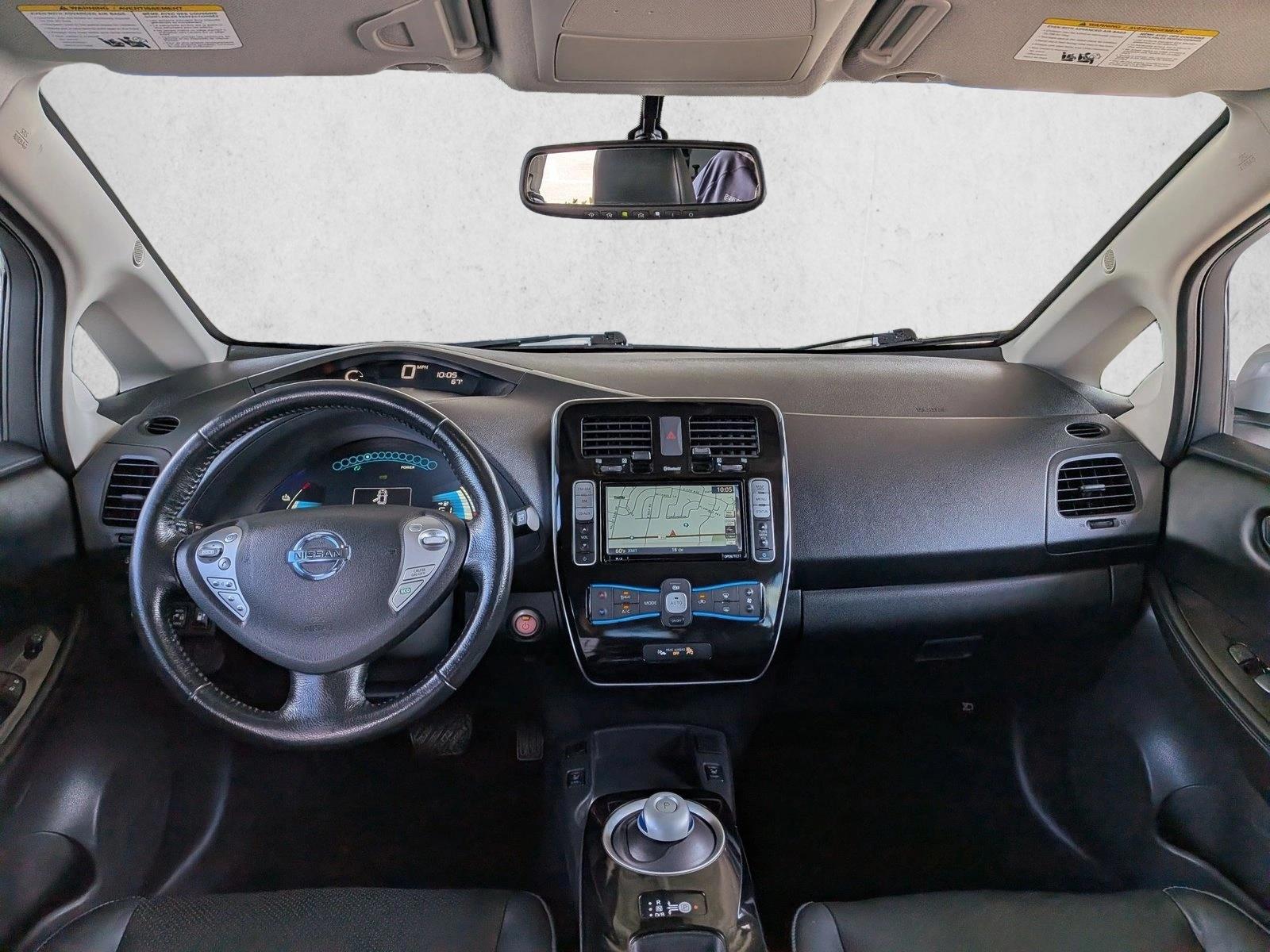 Thumbnail: 2015 Nissan Leaf - 3