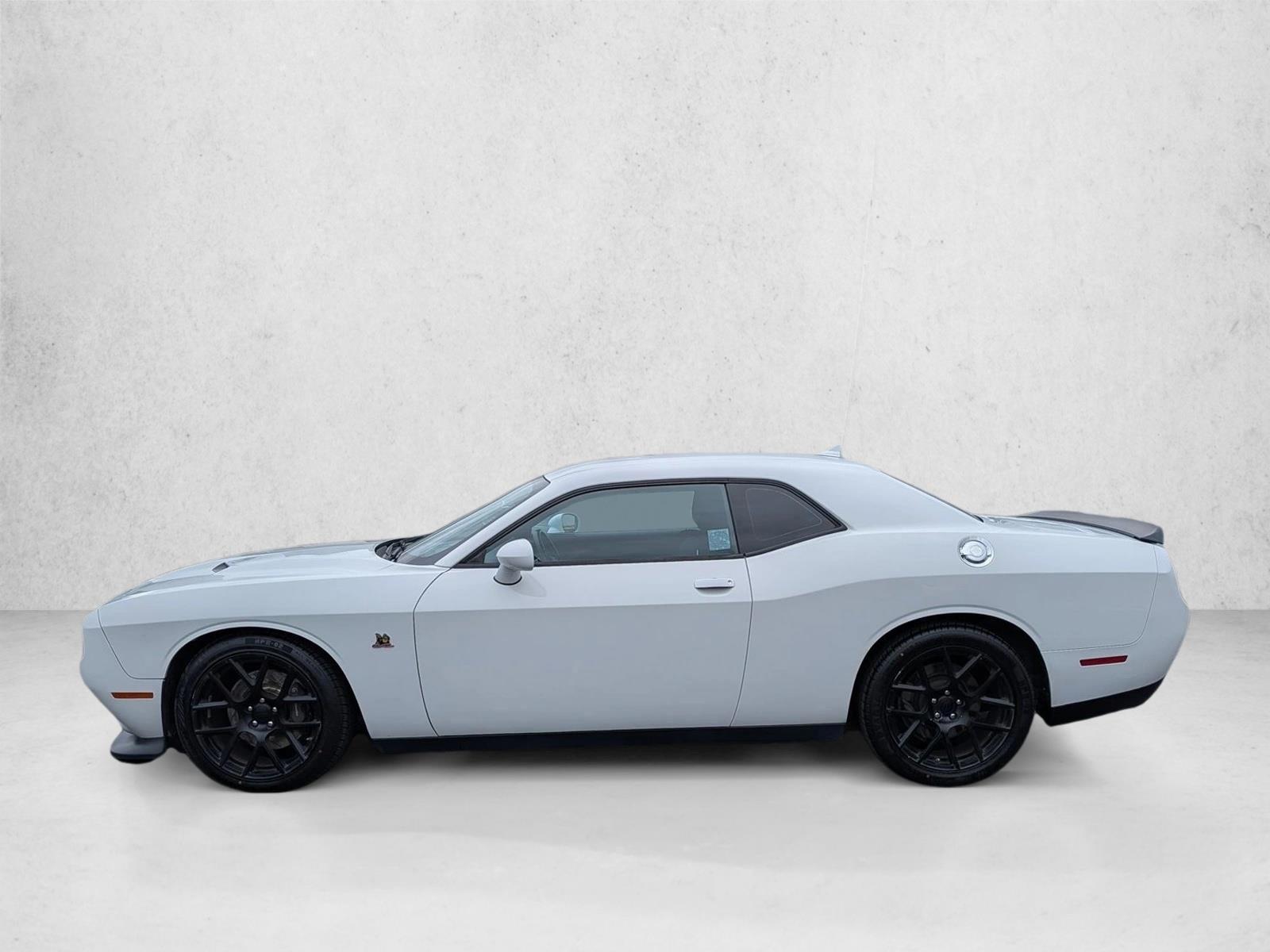 Thumbnail: 2018 Dodge Challenger - 2