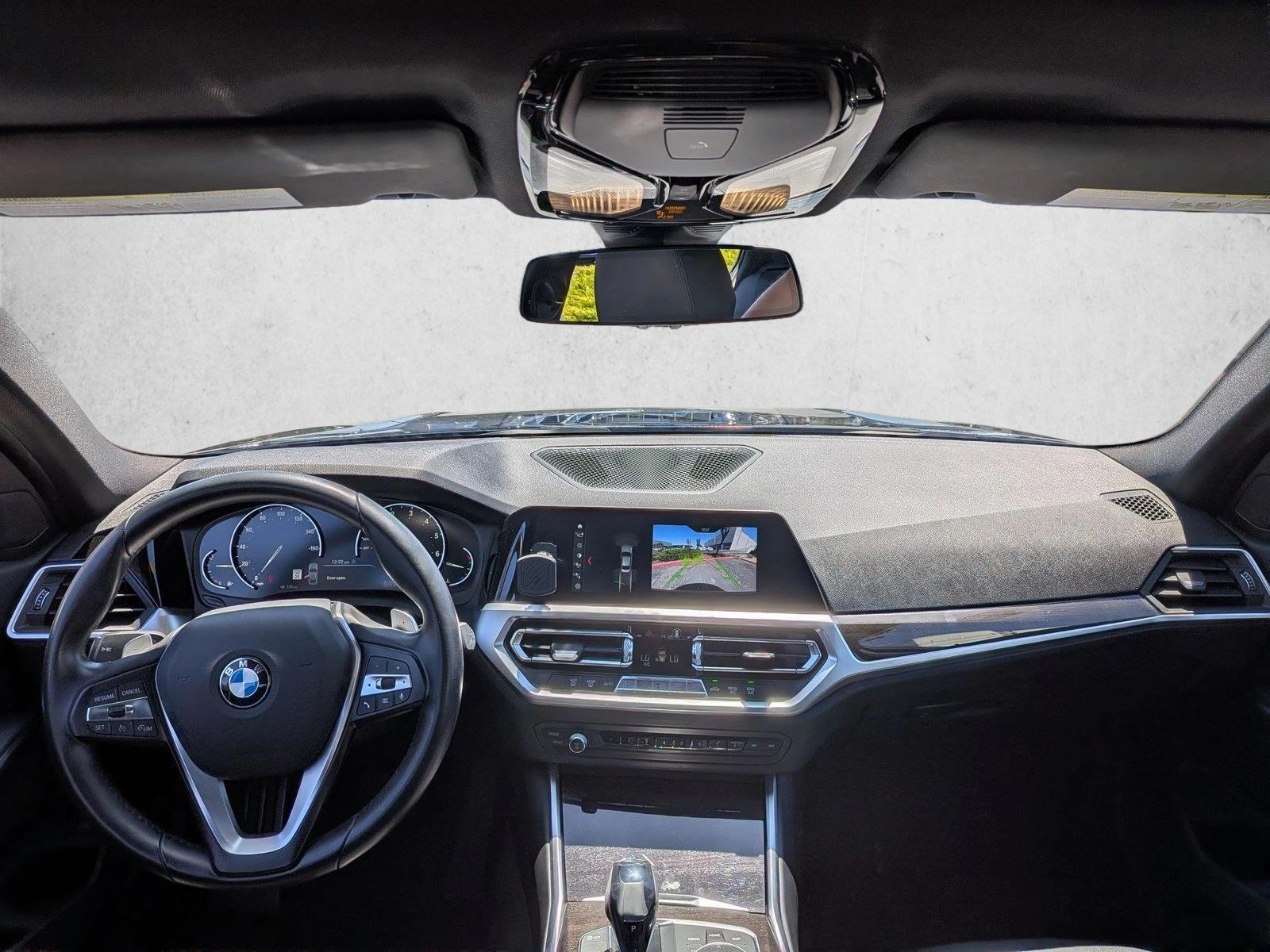 Thumbnail: 2020 BMW 3 Series - 4