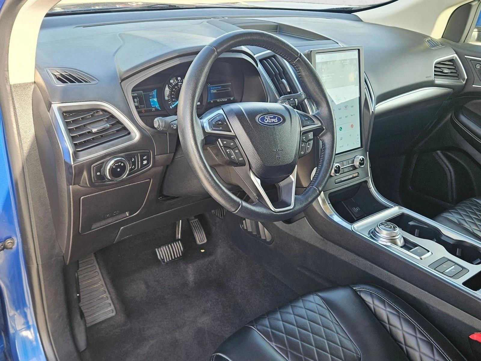 Thumbnail: 2024 Ford Edge - 3