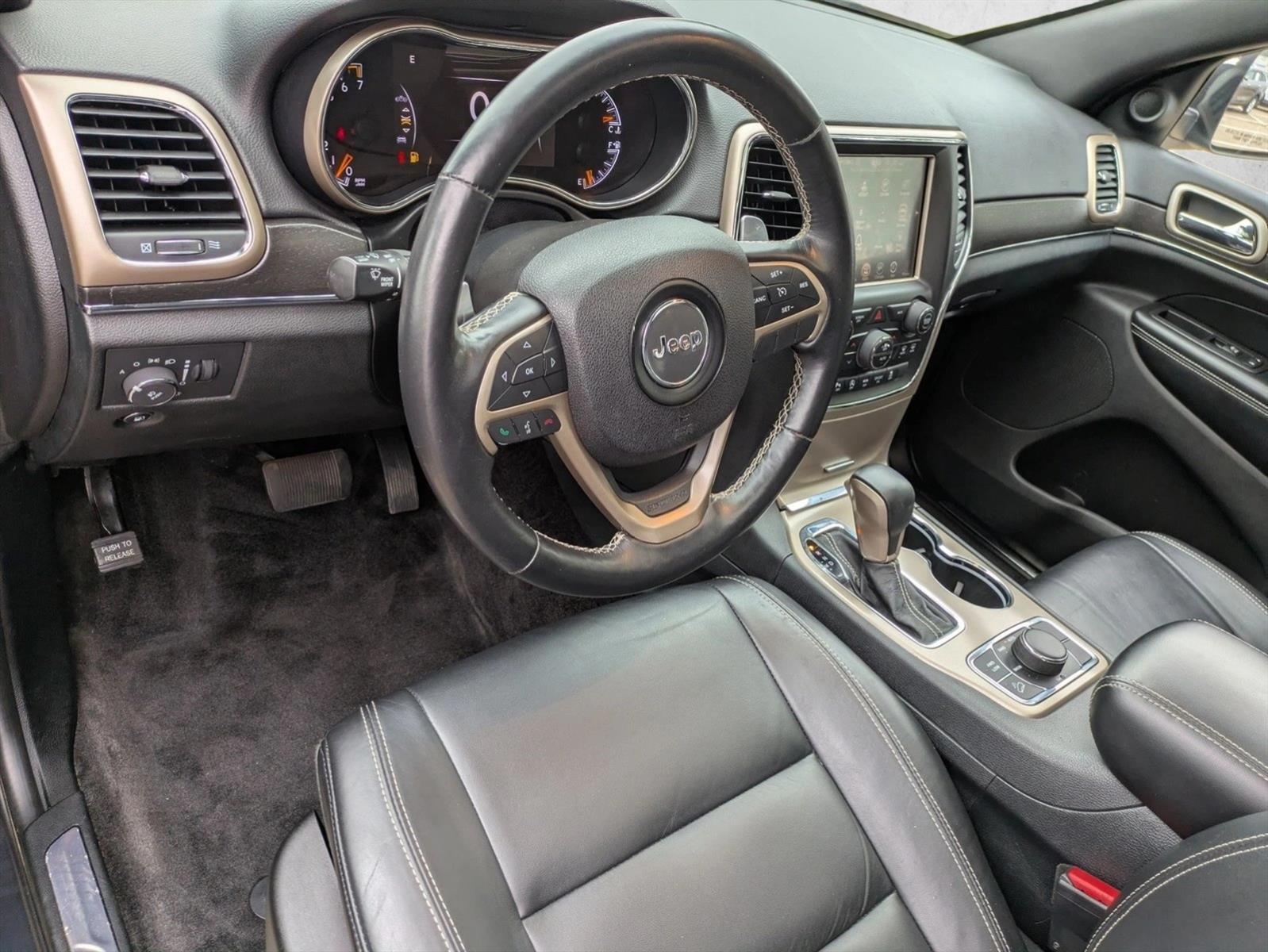Thumbnail: 2016 Jeep Grand Cherokee - 3