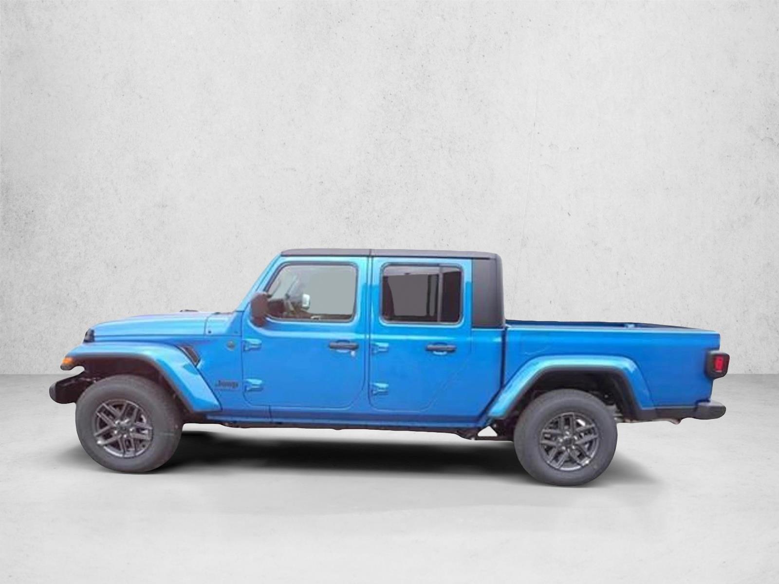 Thumbnail: 2025 Jeep Gladiator - 2
