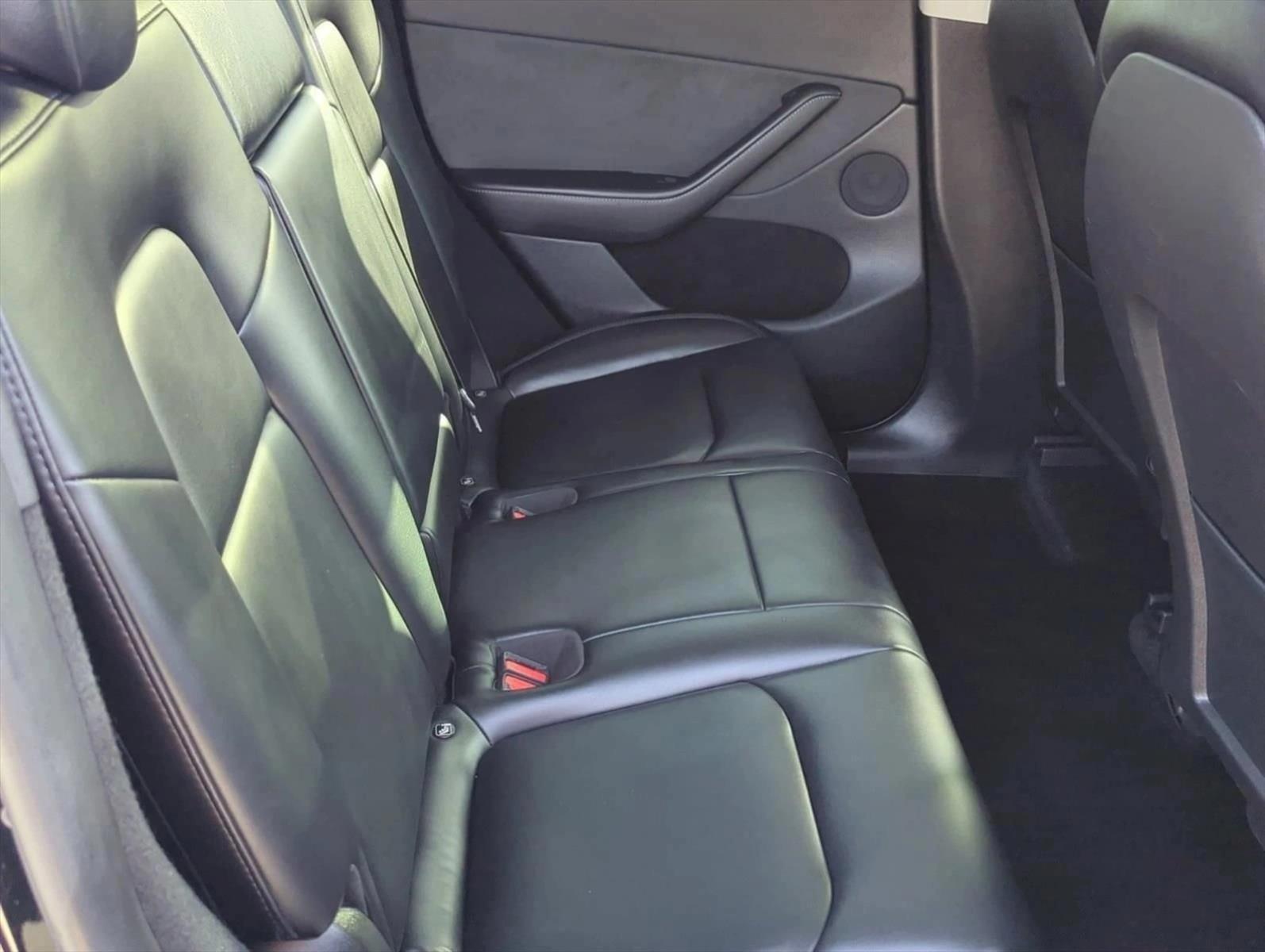 2023 Tesla Model Y Long Range - Photo 23
