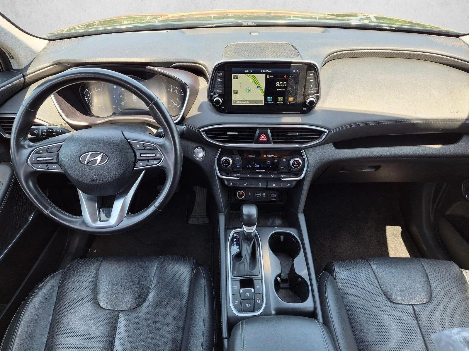 Thumbnail: 2019 Hyundai Santa Fe - 3