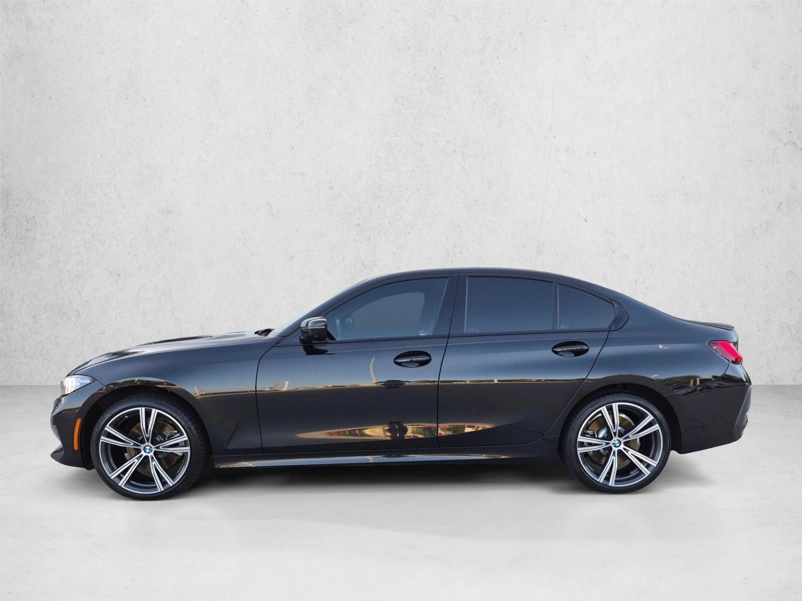 Thumbnail: 2023 BMW 3 Series - 2