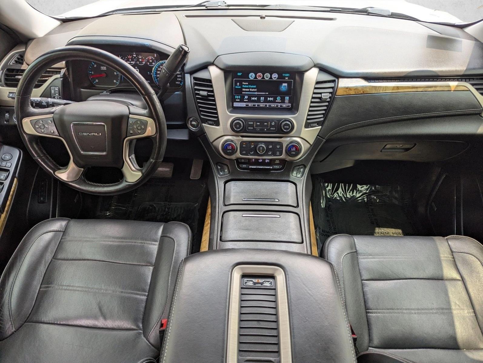 Thumbnail: 2017 GMC Yukon - 3