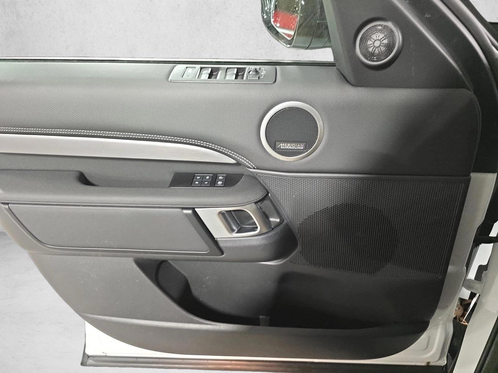 2025 Land Rover Discovery Dynamic SE - Photo 28
