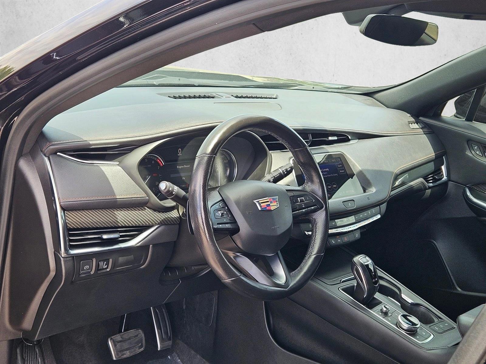 Thumbnail: 2019 Cadillac XT4 - 3