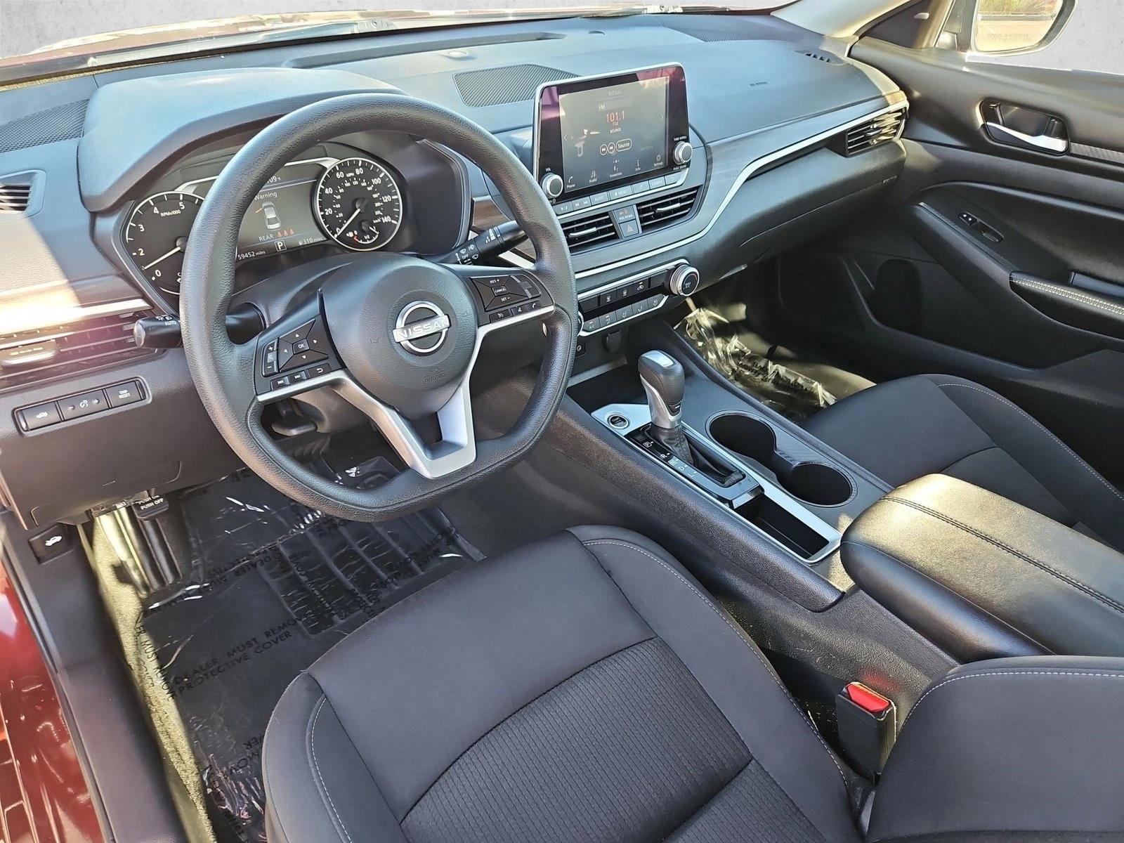 Thumbnail: 2025 Nissan Altima - 3