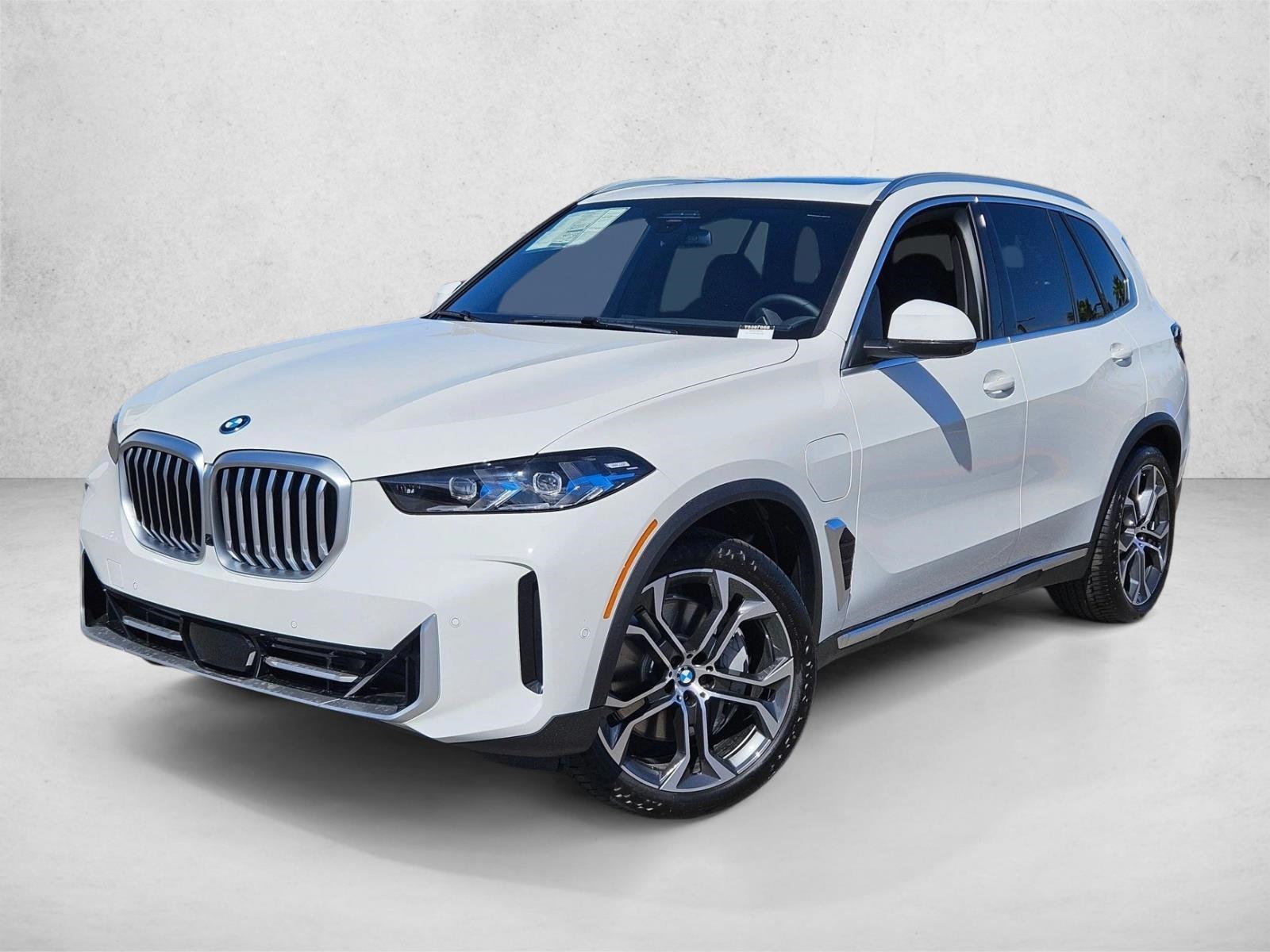 Thumbnail: 2026 BMW X5 - 1