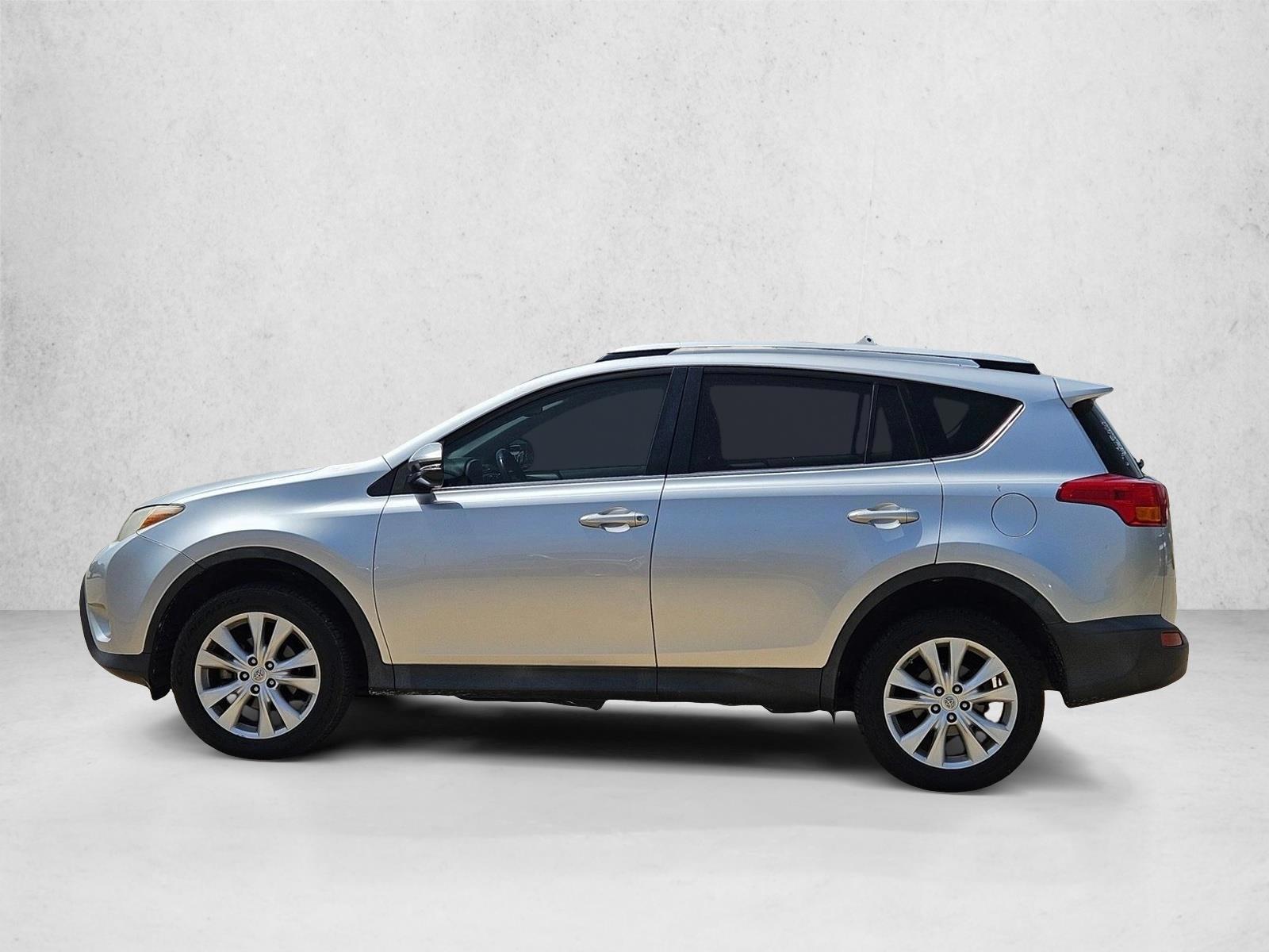 Thumbnail: 2013 Toyota RAV4 - 2