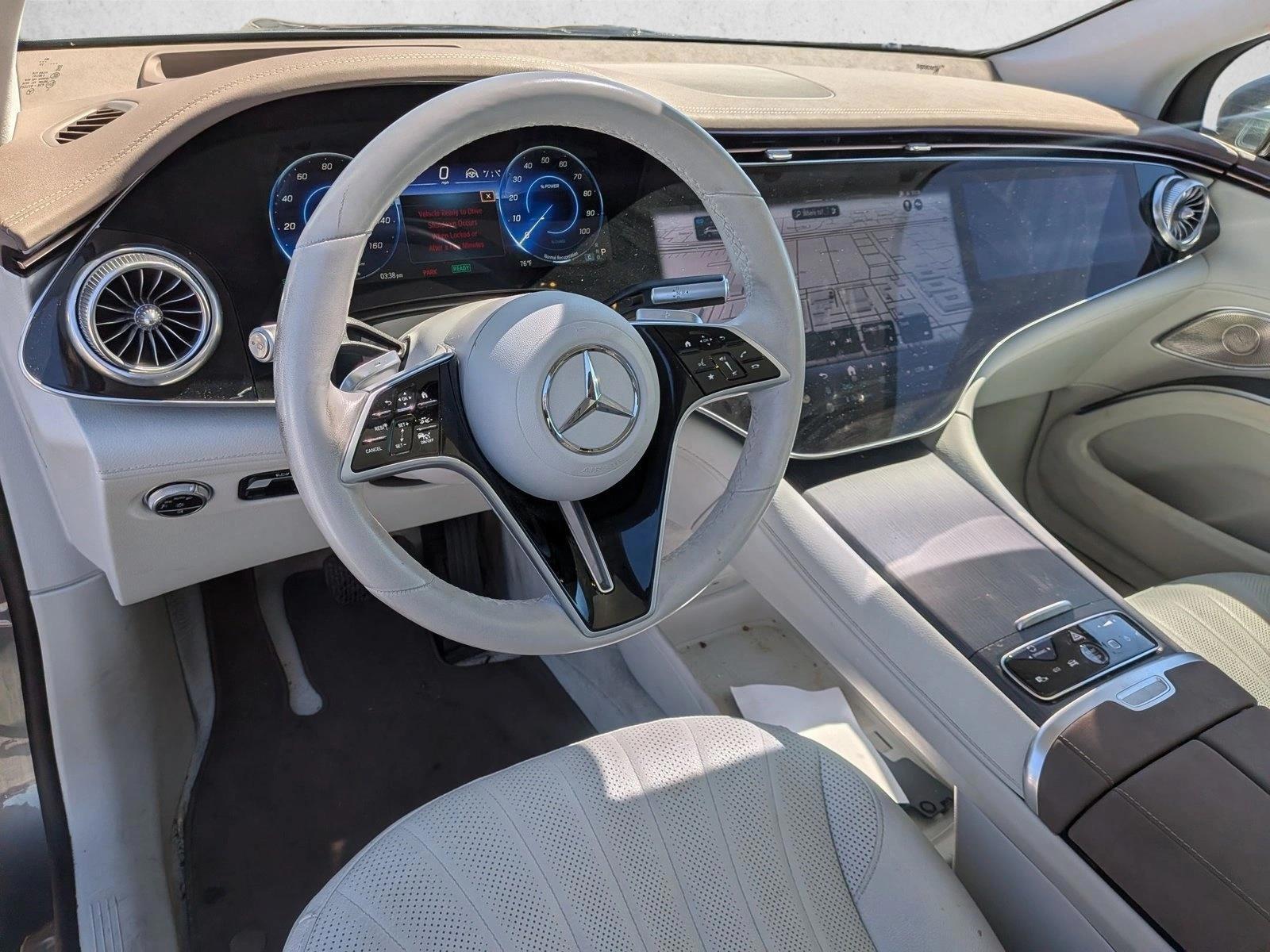 Thumbnail: 2024 Mercedes-Benz EQS - 3