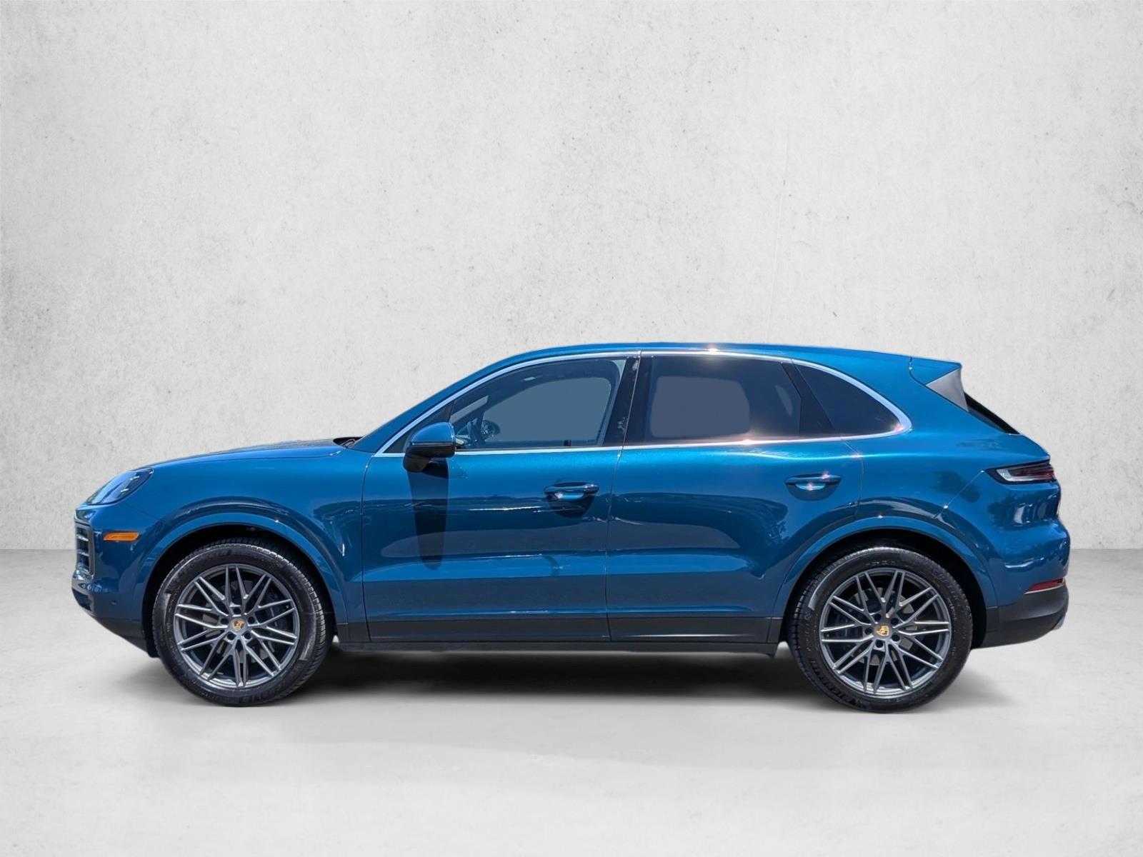 Thumbnail: 2024 Porsche Cayenne - 2
