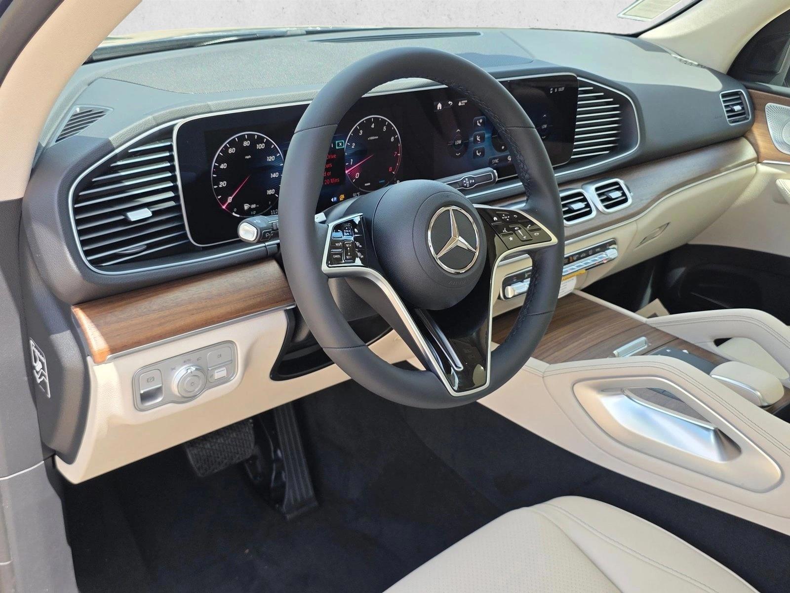 Thumbnail: 2026 Mercedes-Benz GLE - 3