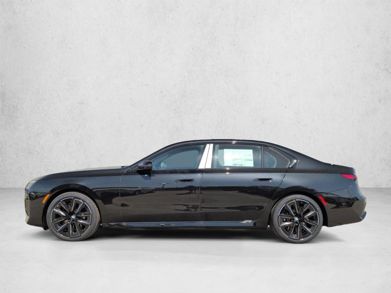 Thumbnail: 2026 BMW 7 Series - 2