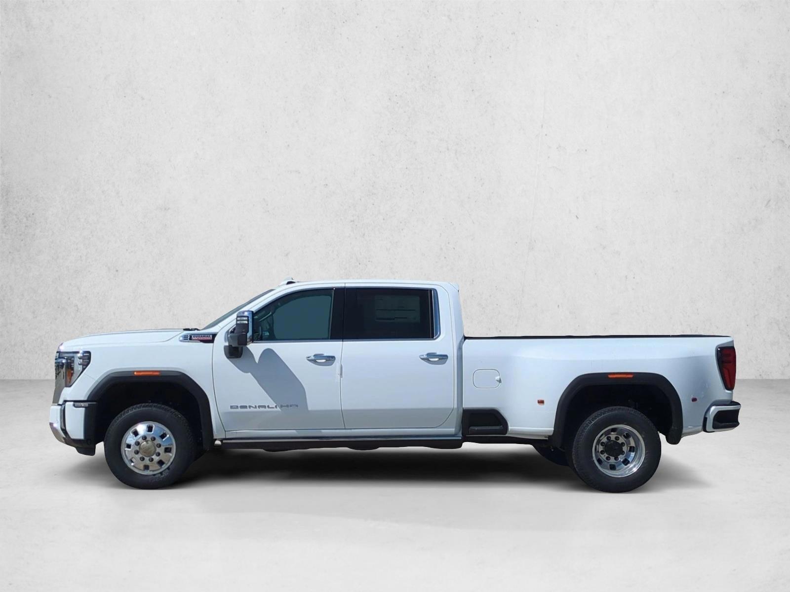 Thumbnail: 2026 GMC Sierra 3500 - 2