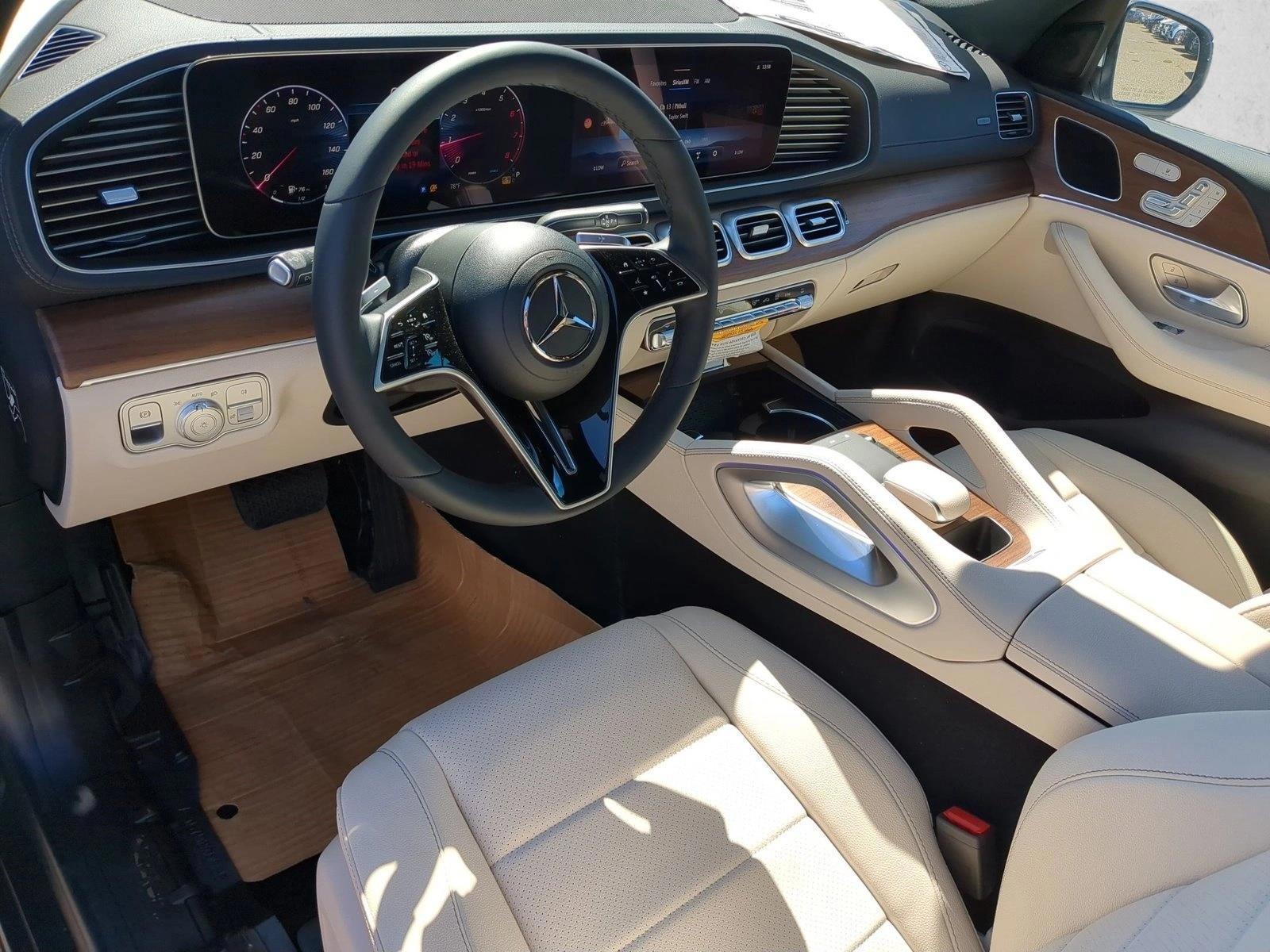 Thumbnail: 2026 Mercedes-Benz GLE - 3