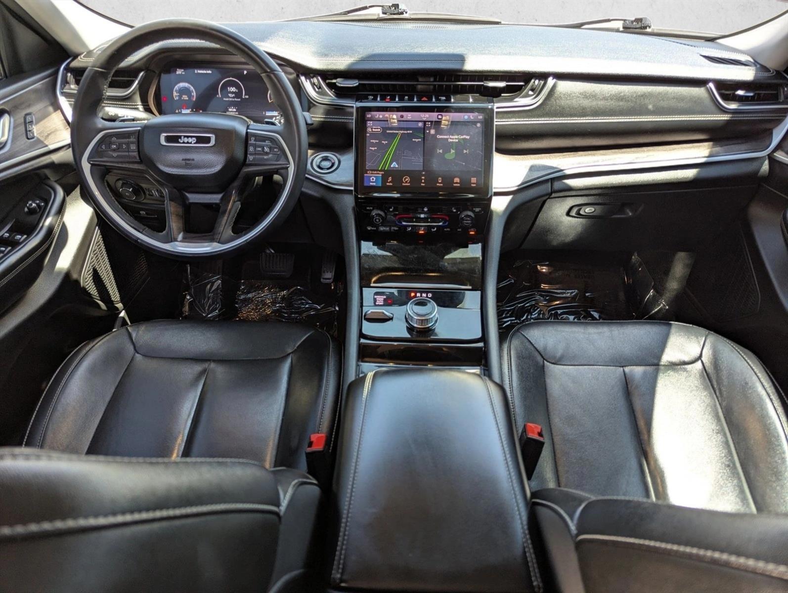 Thumbnail: 2023 Jeep Grand Cherokee - 3