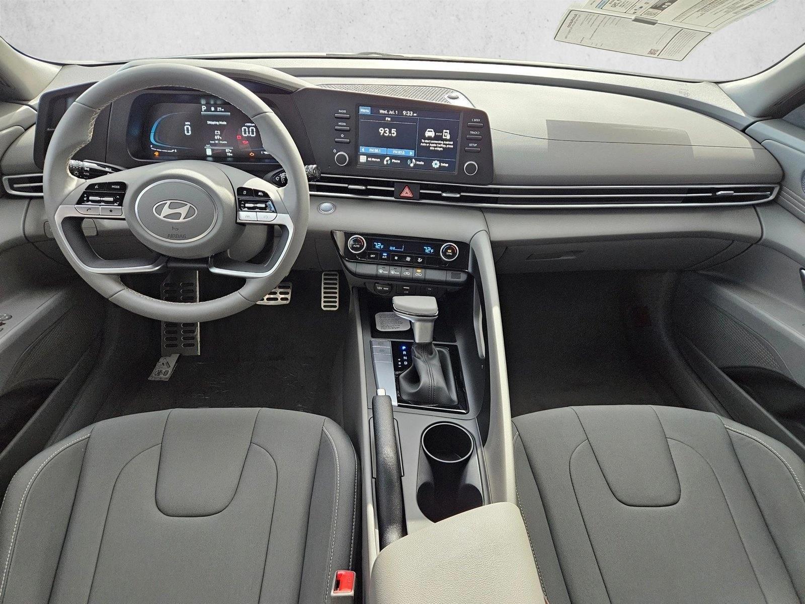 Thumbnail: 2026 Hyundai Elantra - 4