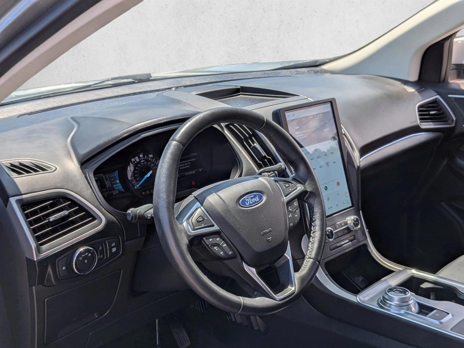Thumbnail: 2022 Ford Edge - 3
