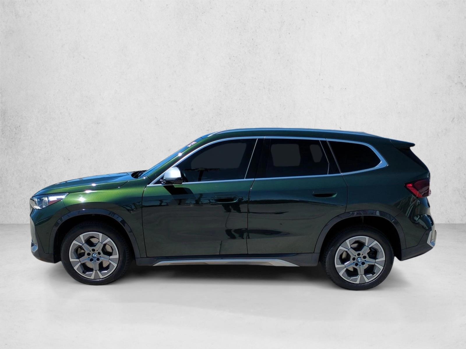 Thumbnail: 2023 BMW X1 - 2