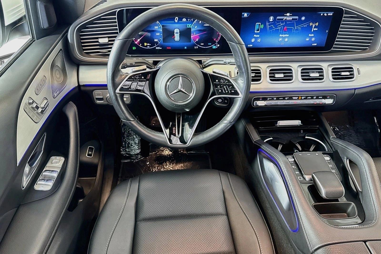 Thumbnail: 2025 Mercedes-Benz GLE - 3
