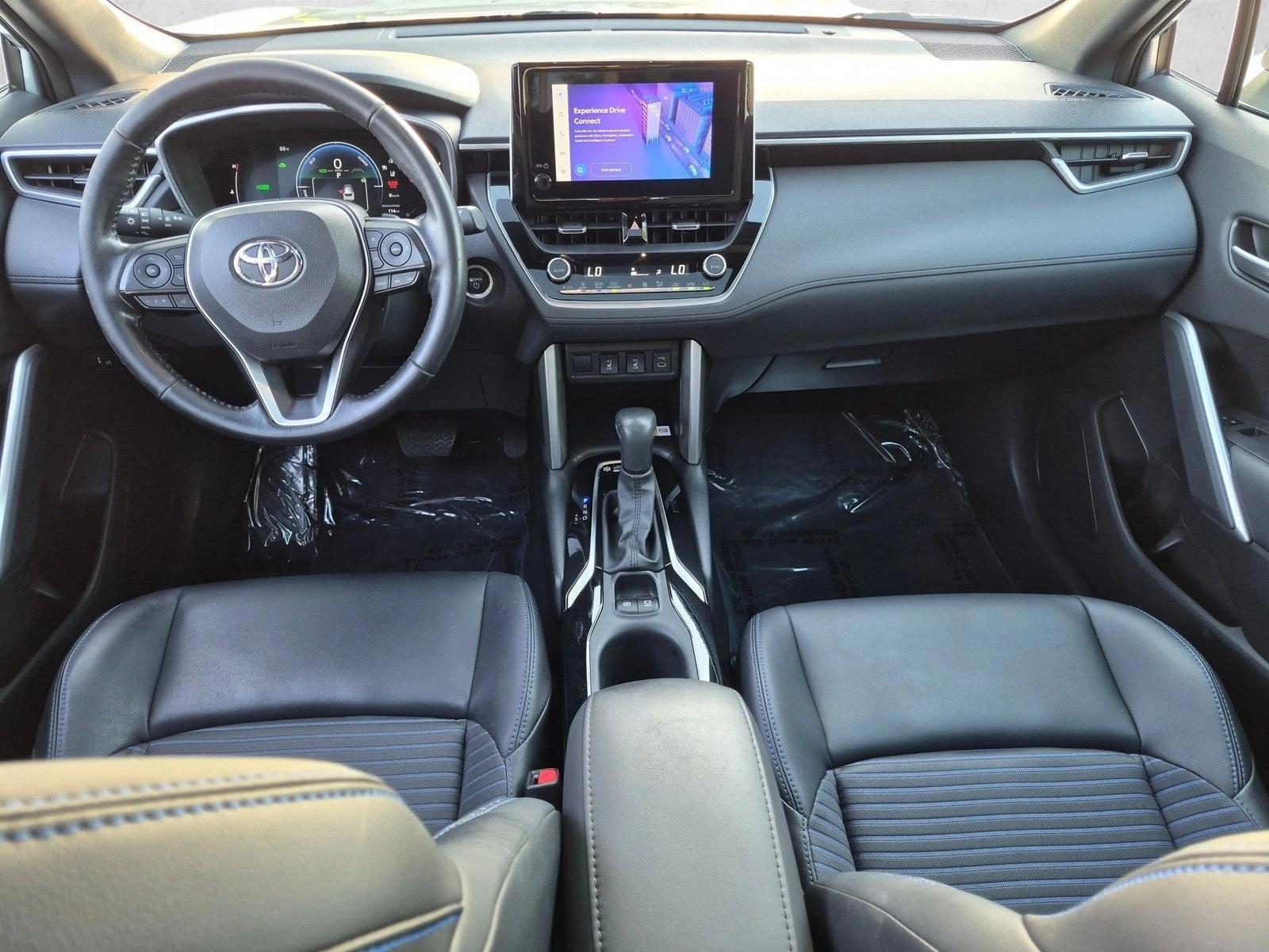 Thumbnail: 2023 Toyota Corolla Cross - 4