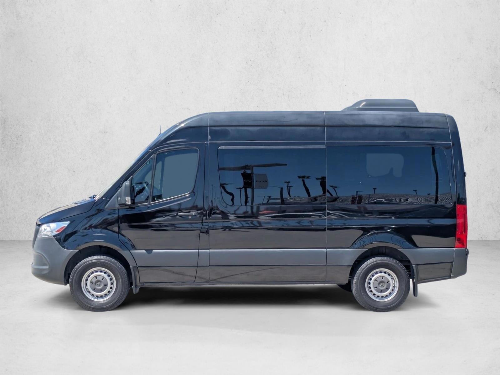 Thumbnail: 2019 Mercedes-Benz Sprinter - 2