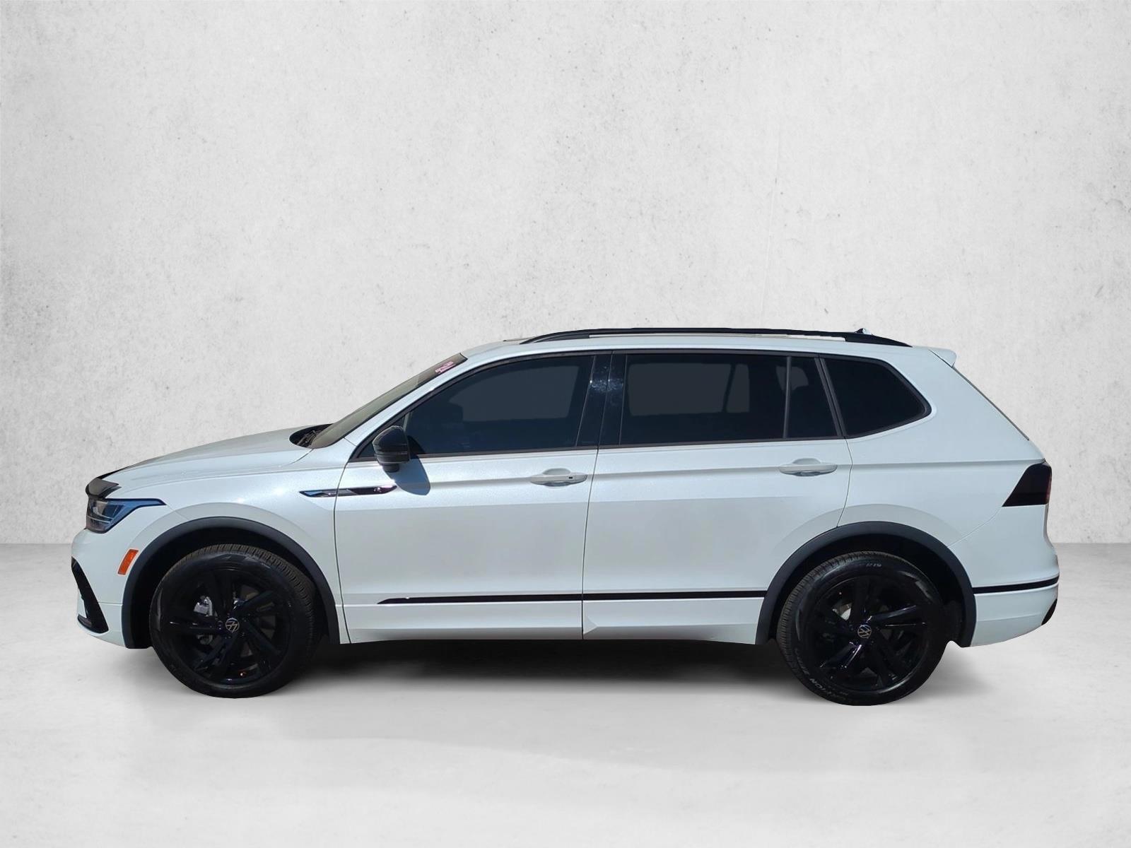 Thumbnail: 2024 Volkswagen Tiguan - 2
