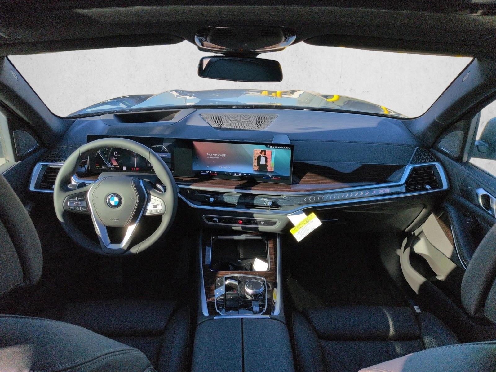 Thumbnail: 2026 BMW X5 - 3