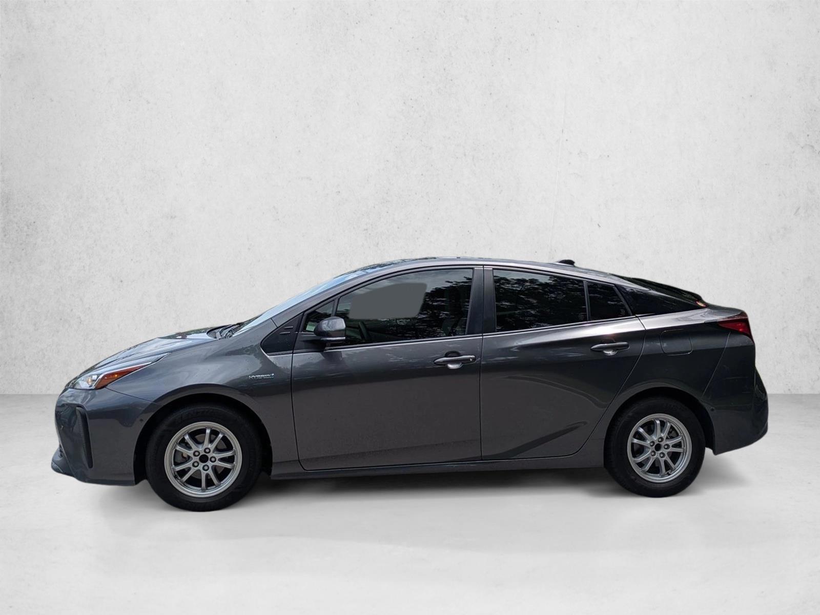 Thumbnail: 2022 Toyota Prius - 2