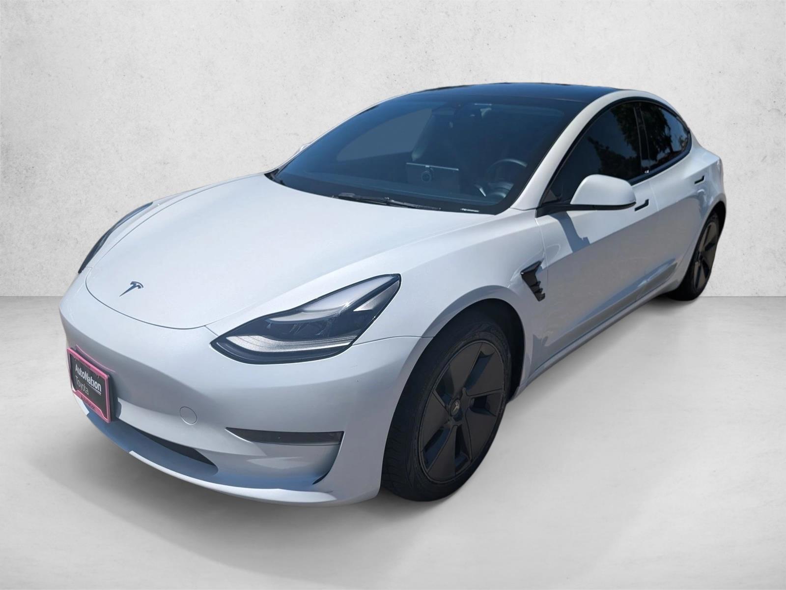 Thumbnail: 2023 Tesla Model 3 - 1